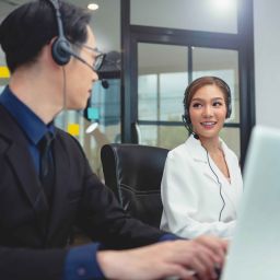 Seorang (CRM) Customer Relationship Management. foto: Freepik.com/@
our-team